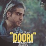 دانلود آهنگ دوری – رامین بی باک